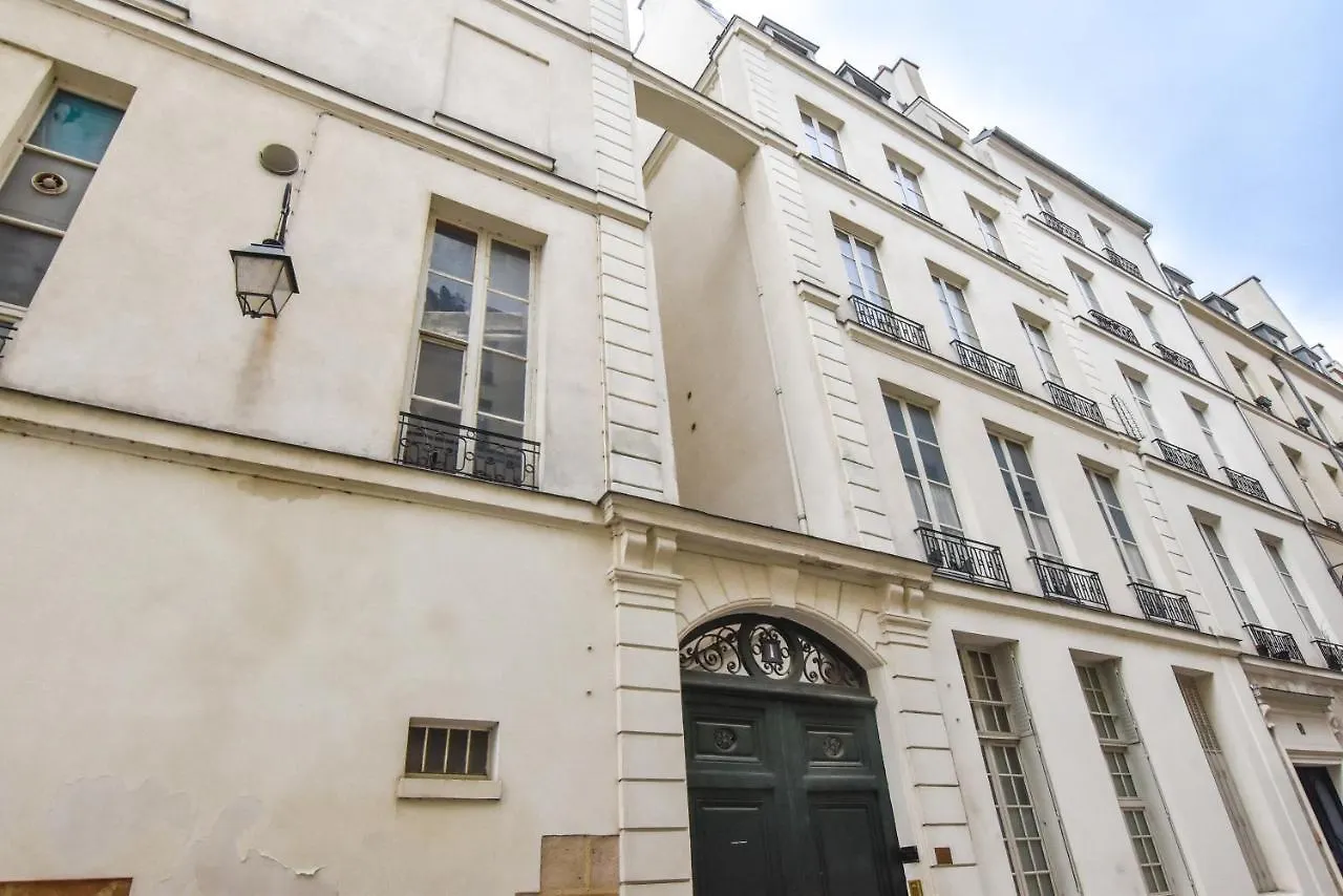 Appartement CMG Ile Saint Louis à Paris