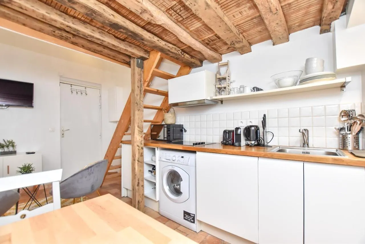 Appartement CMG Ile Saint Louis à Paris